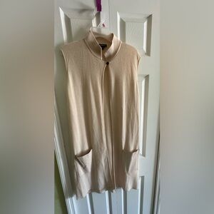 Sleeveless Beige Cardigan Vest
